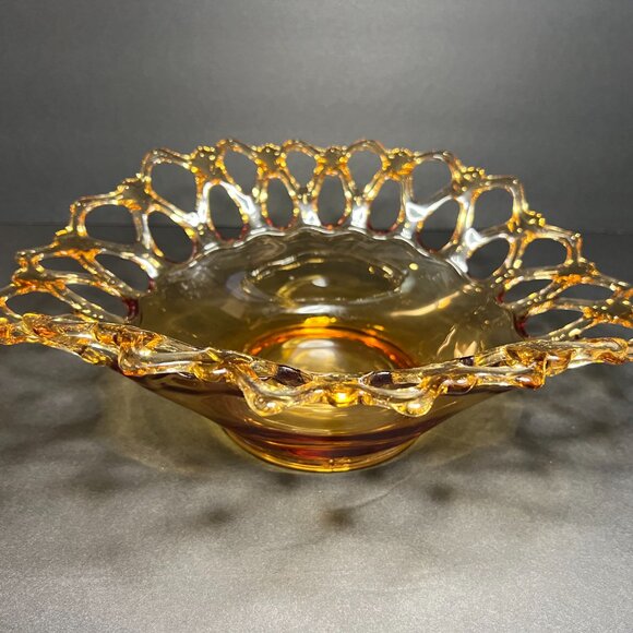 Vintage Westmoreland Amber Doric Centerpiece Lace Lattice Edge Glass Bowl - Picture 3 of 8